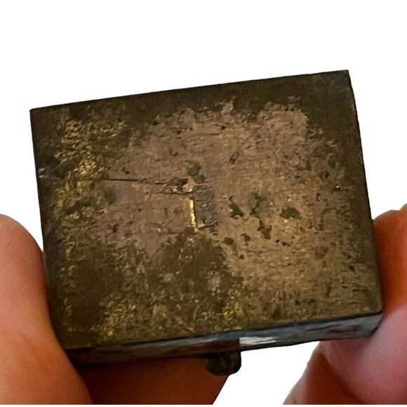 Antique Chinese Enamel Bird Flower Pill Box 1.25” Miniature Trinket Box - Picture 7 of 9